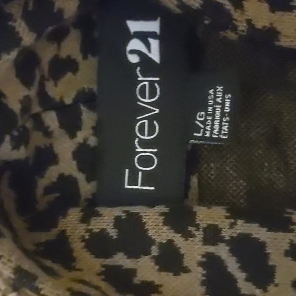 EUC Forever21 cheetah print cardigan - Picture 2 of 4